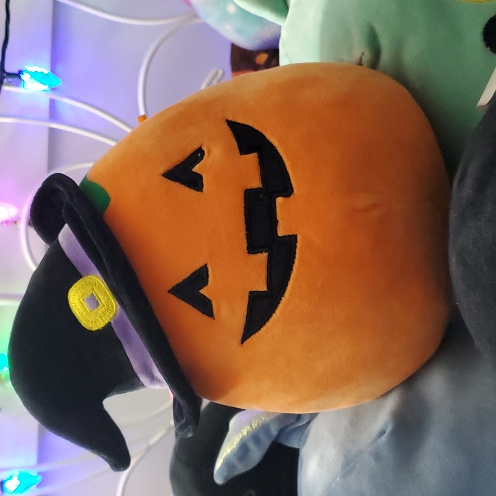 8" Paige Orange Pumpkin with Witches Hat Squishmallow